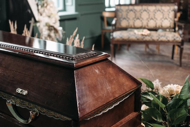 funeral homes Albertson, NY 
